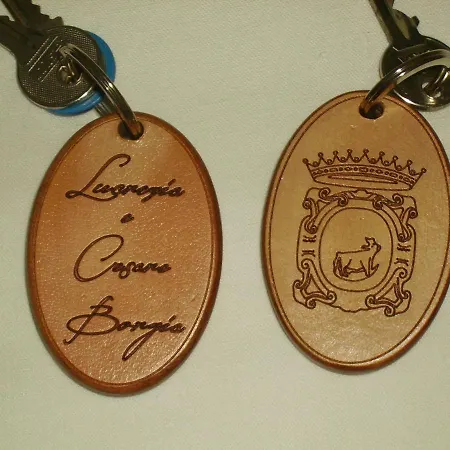 Lucrezia E Cesare Borgia *