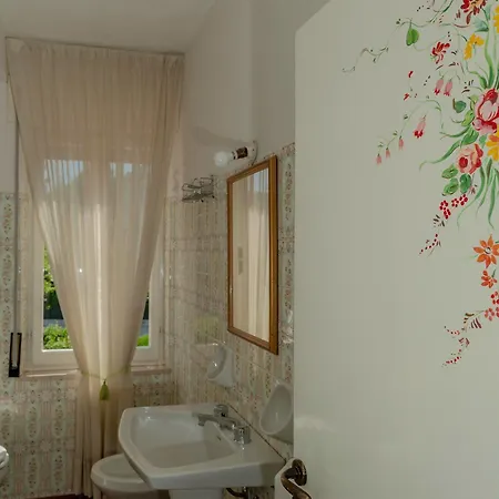 Lucrezia E Cesare Borgia *