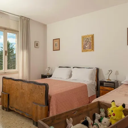 Lucrezia E Cesare Borgia Apartment *